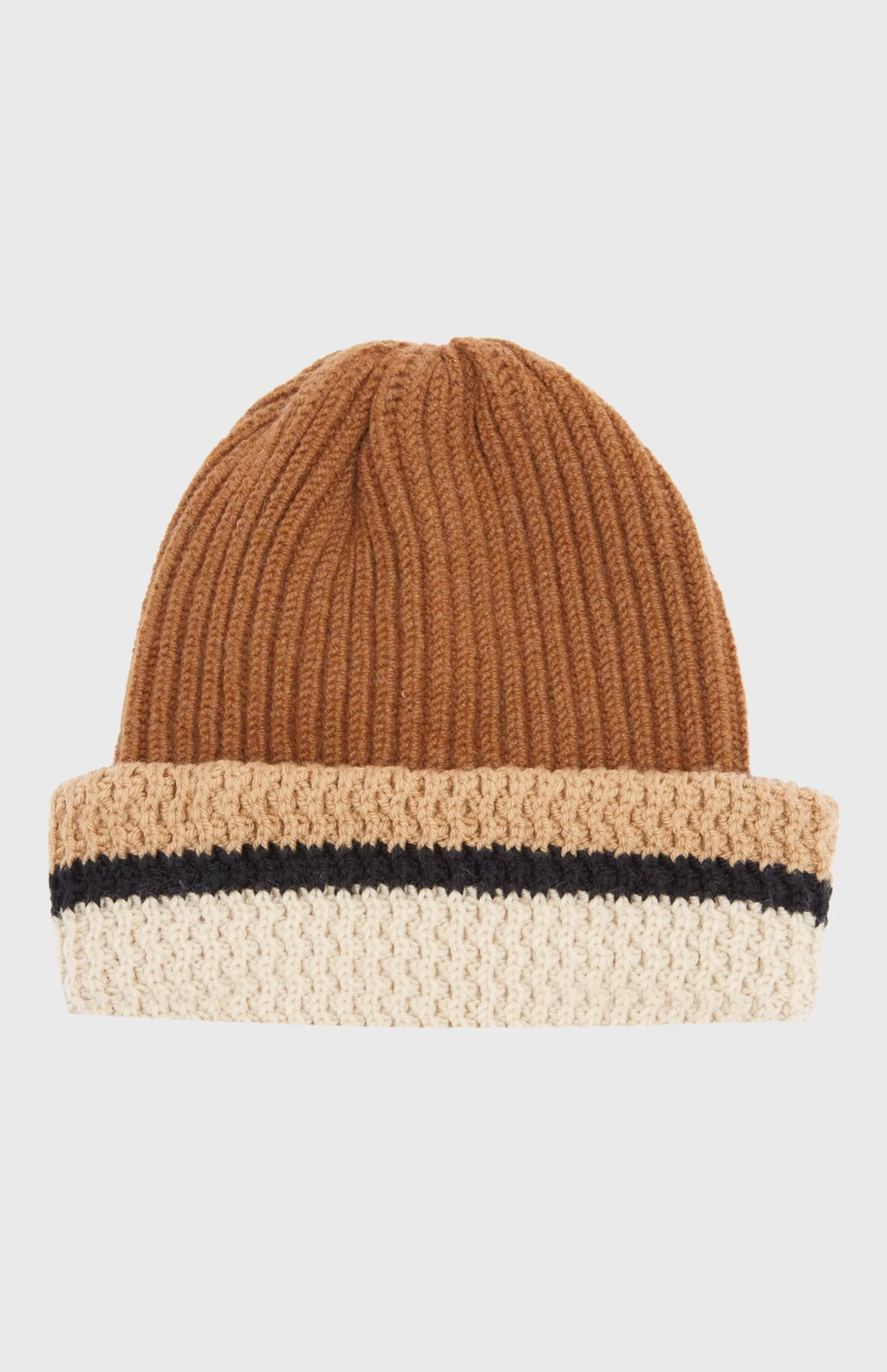 Sale Beanie With Allover Chunky Cardigan Rib In Vicuna Men Made in Scotland