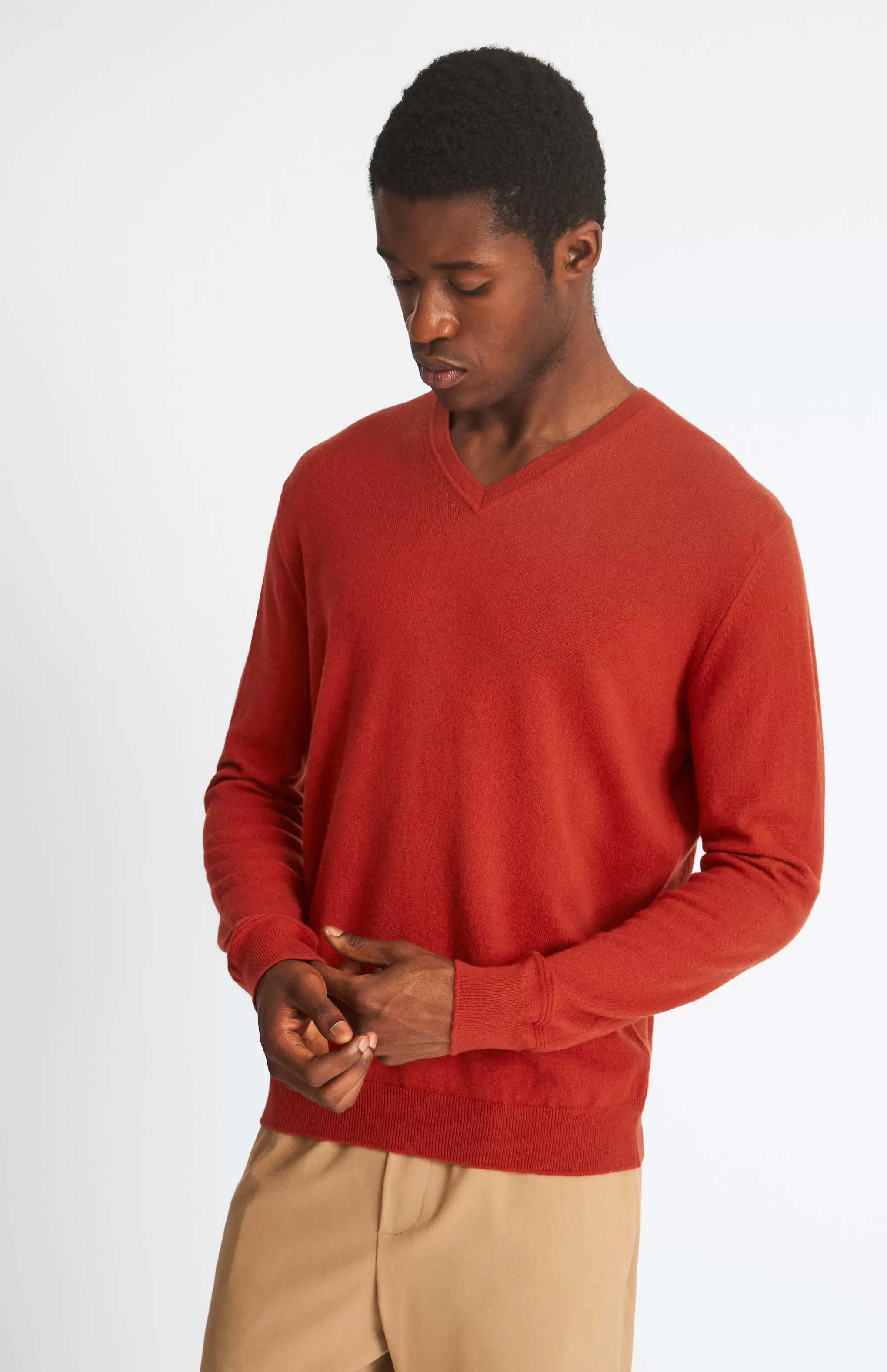 Sale Classic V Neck Cashmere Jumper In Rust Red Men Made in Scotland