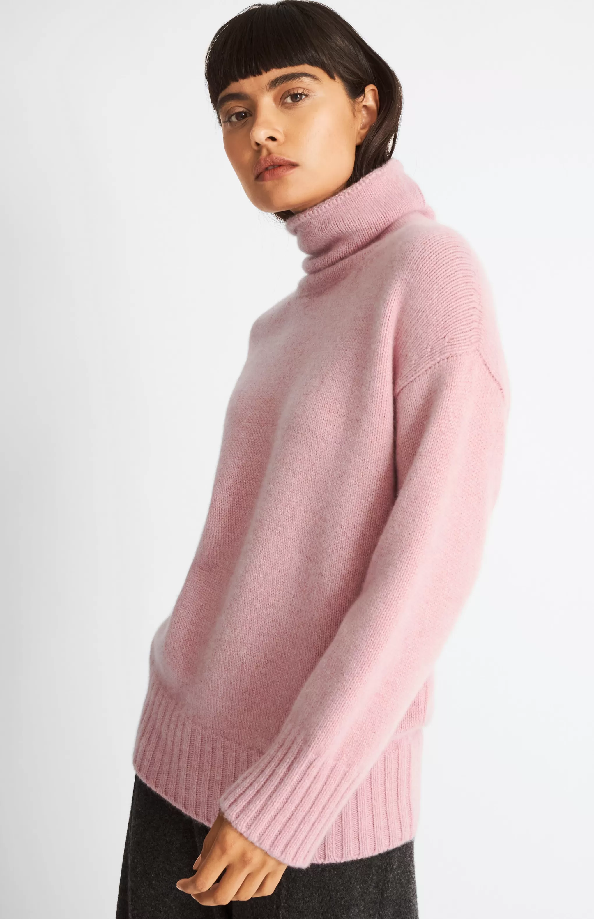 Fashion High Neck Cosy Cashmere Jumper In Dusty Pink Men/Women Made in Scotland