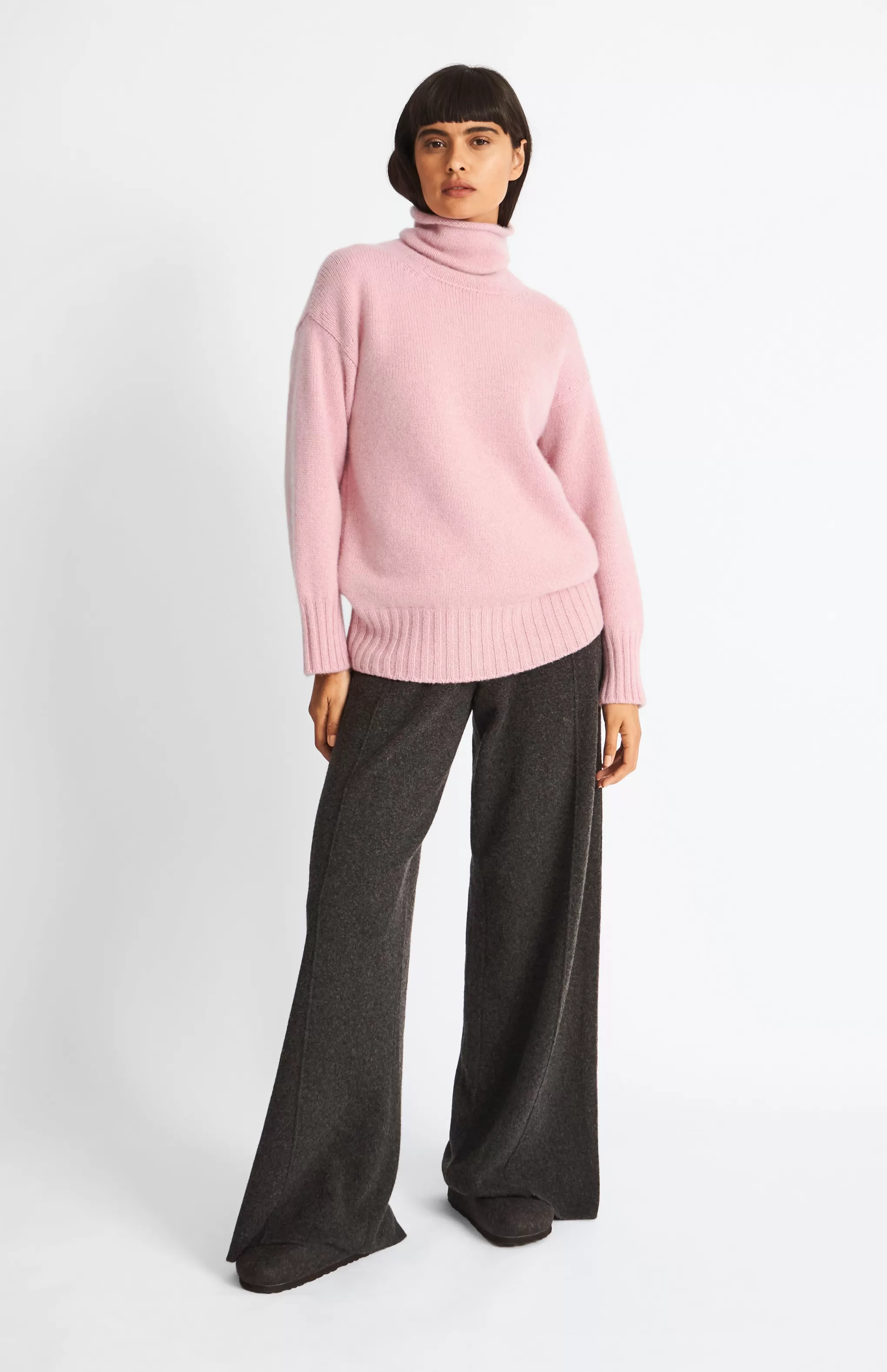 Fashion High Neck Cosy Cashmere Jumper In Dusty Pink Men/Women Made in Scotland