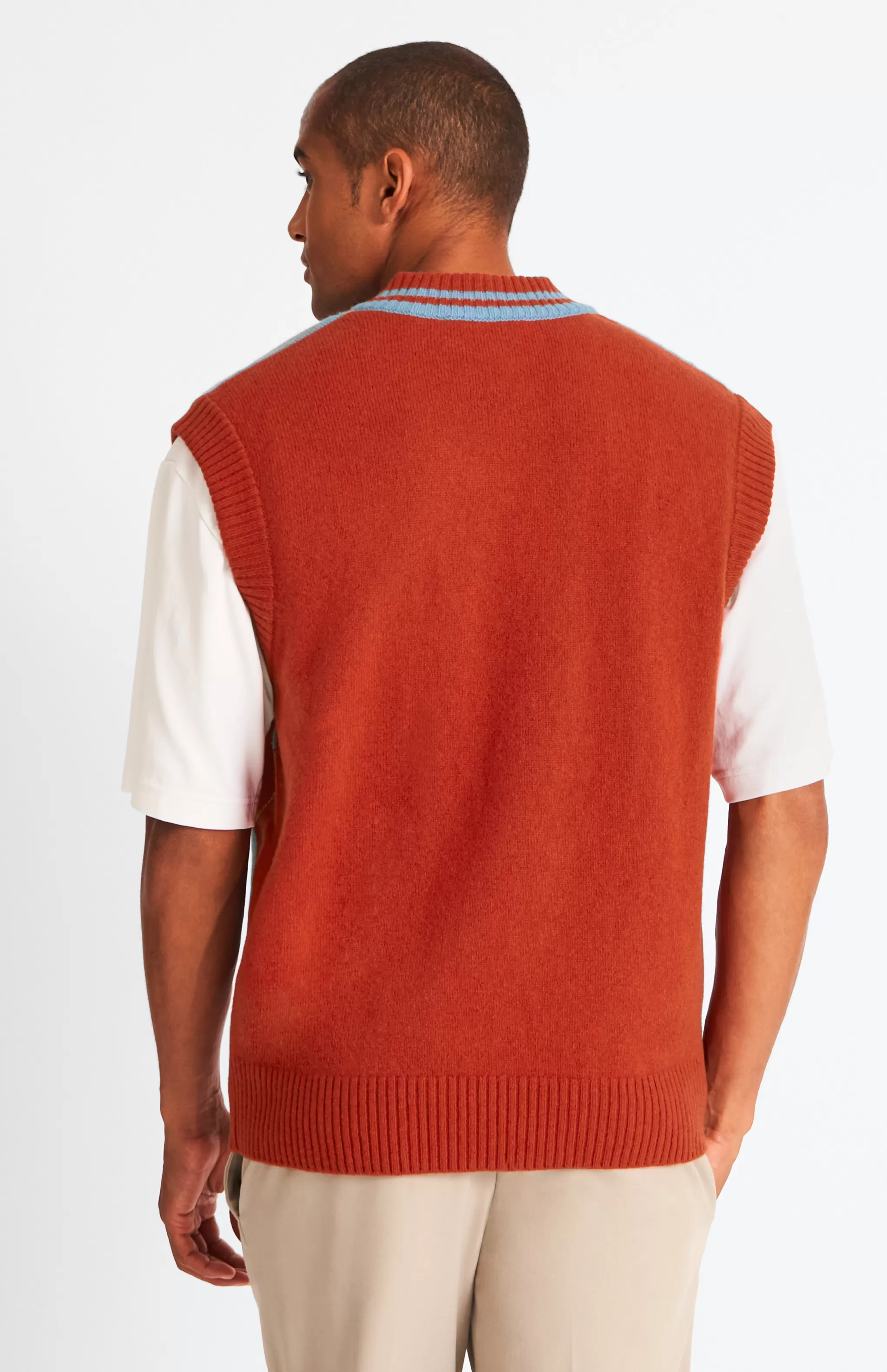 Clearance Lambswool Argyle V Neck Vest In Norse Blue / Rust Red Men Argyle