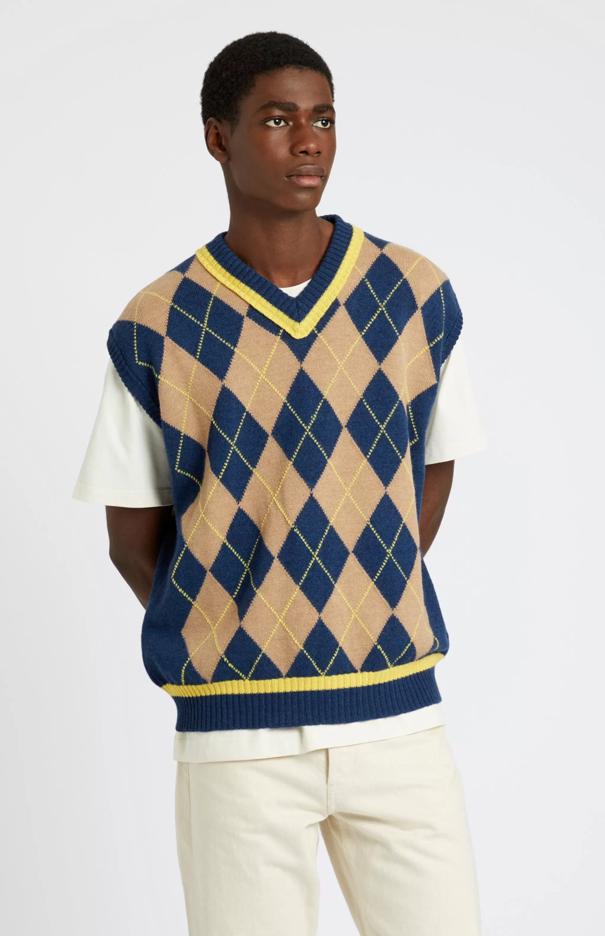 Best Sale Men's Argyle Merino Vest In Sand And Bright Yellow Men V Neck Knits