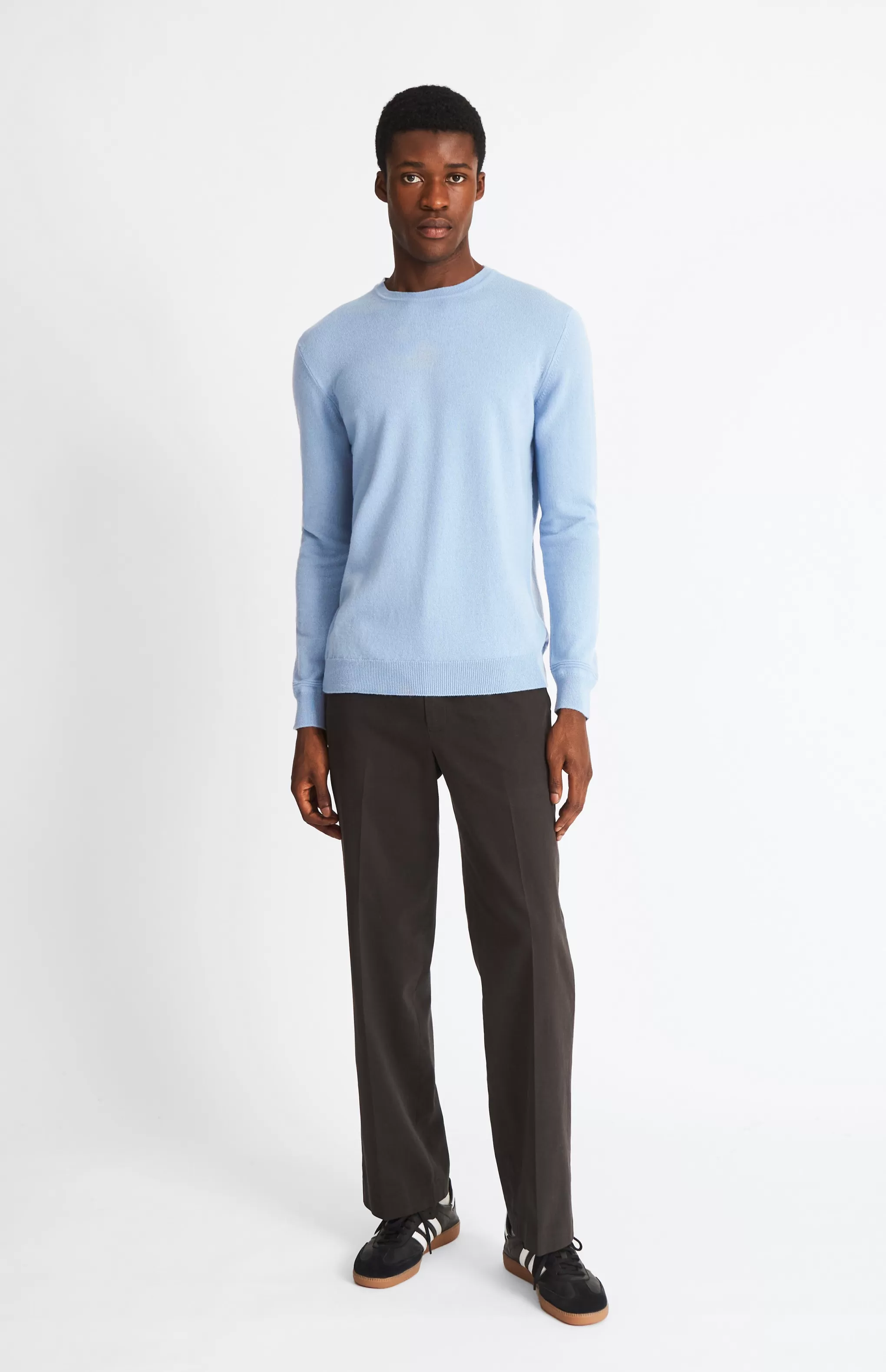 Best Sale Men's Round Neck Cashmere Jumper In Norse Blue Men Made in Scotland