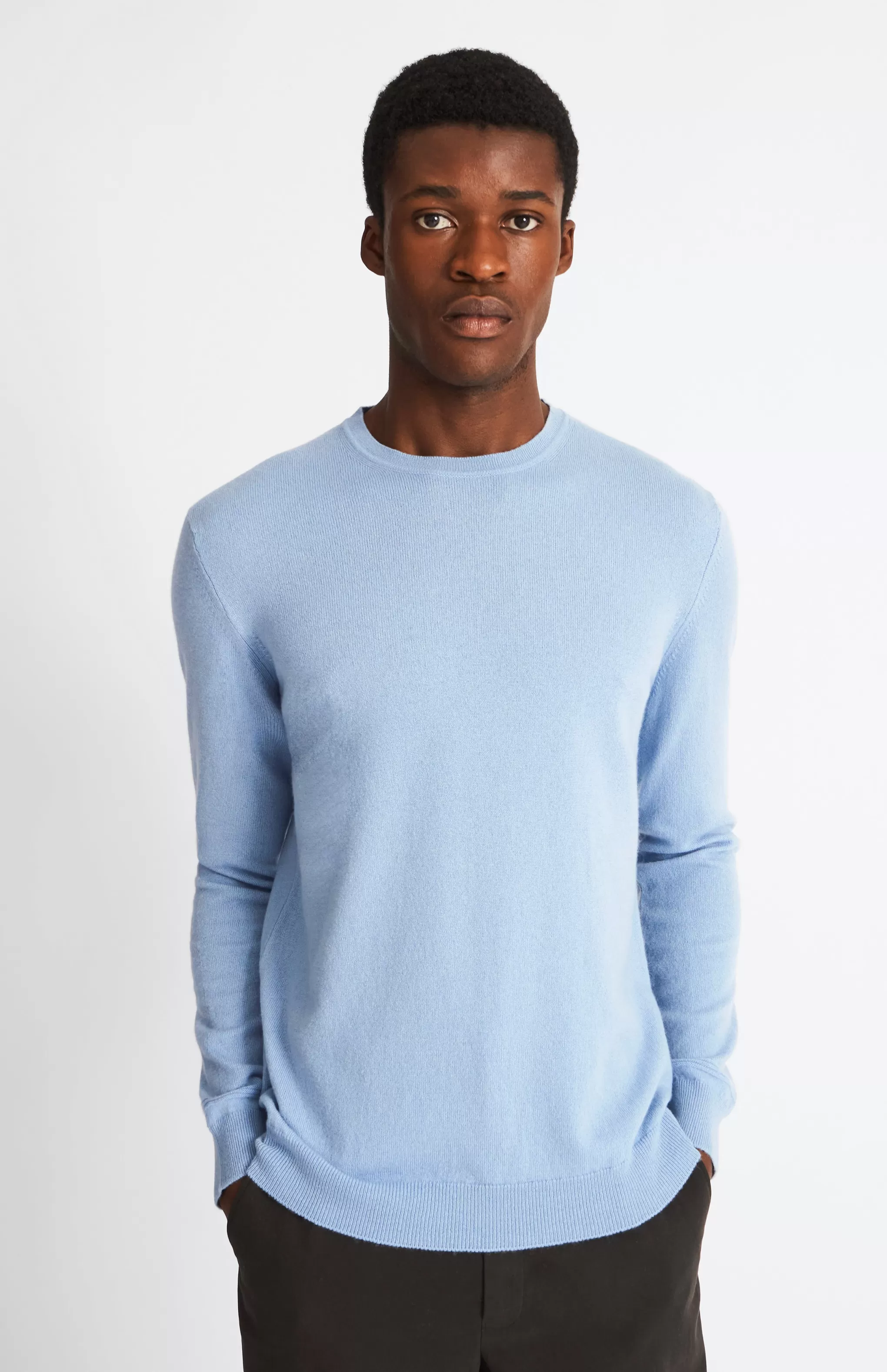 Best Sale Men's Round Neck Cashmere Jumper In Norse Blue Men Made in Scotland