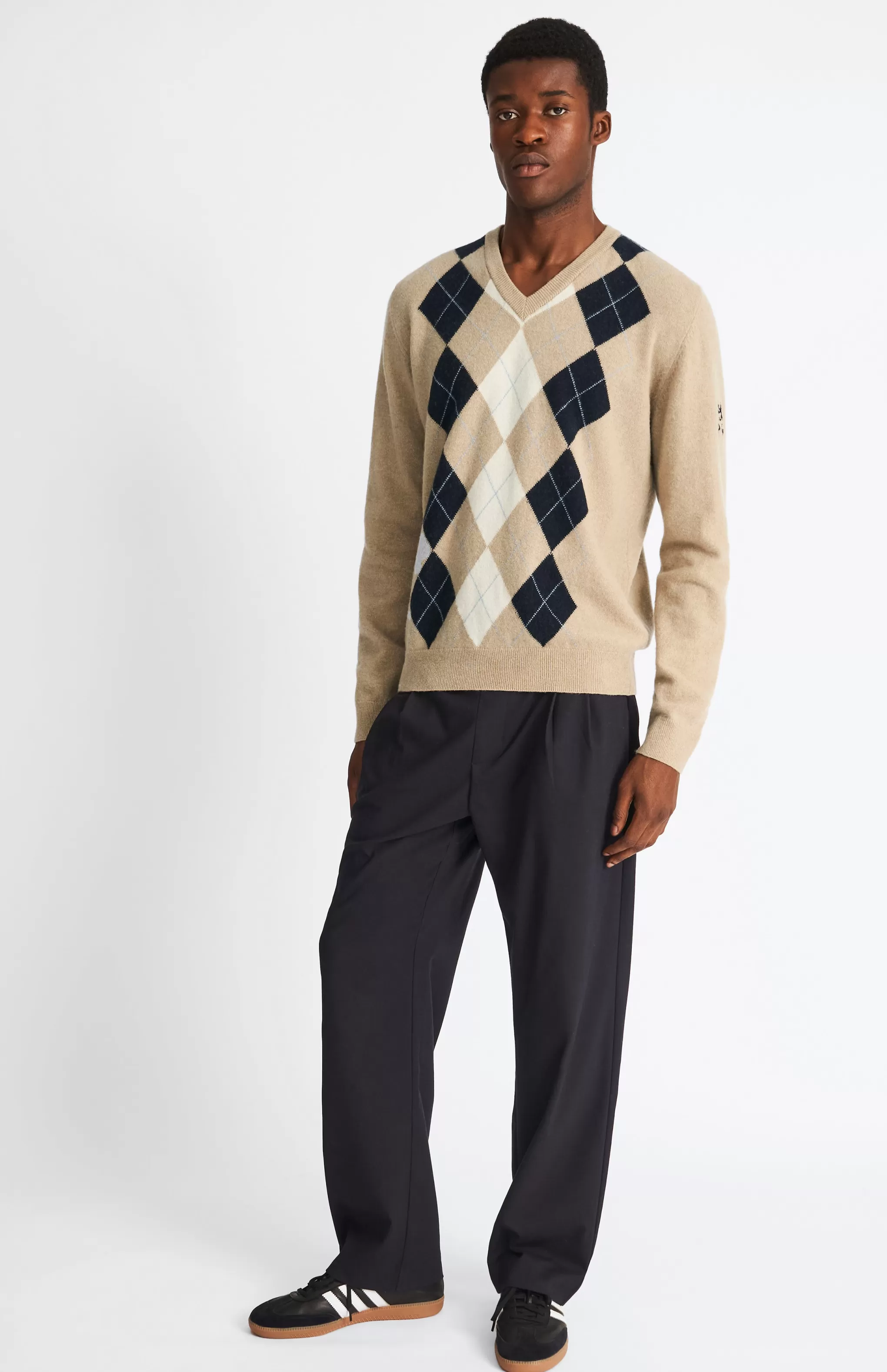 Best Men's V Neck Centre Argyle Lambswool Jumper In Camel / Navy Men Argyle