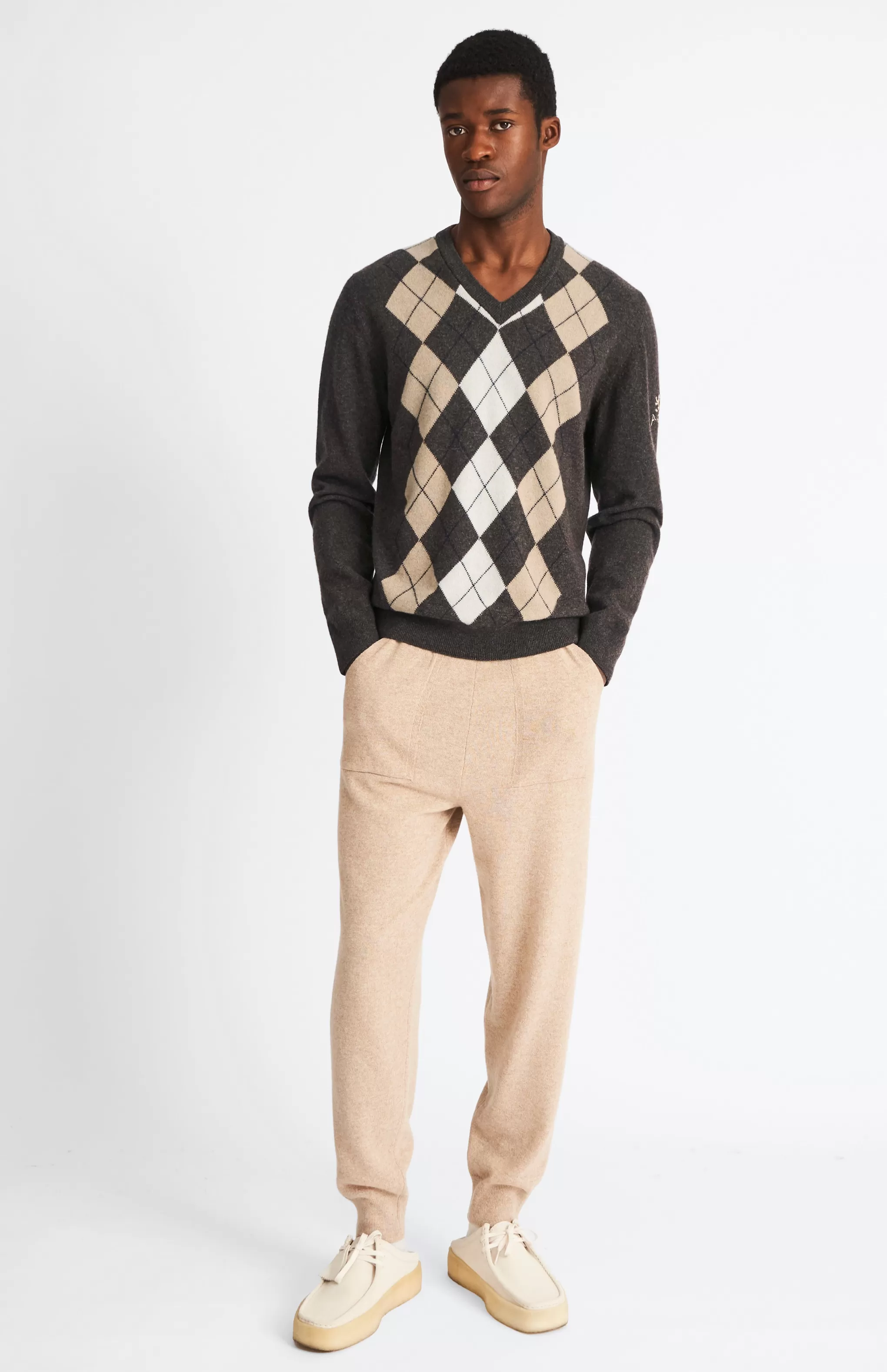 Cheap Men's V Neck Centre Argyle Lambswool Jumper In Dark Brown / Camel Men Pringle Heritage Unisex Collections
