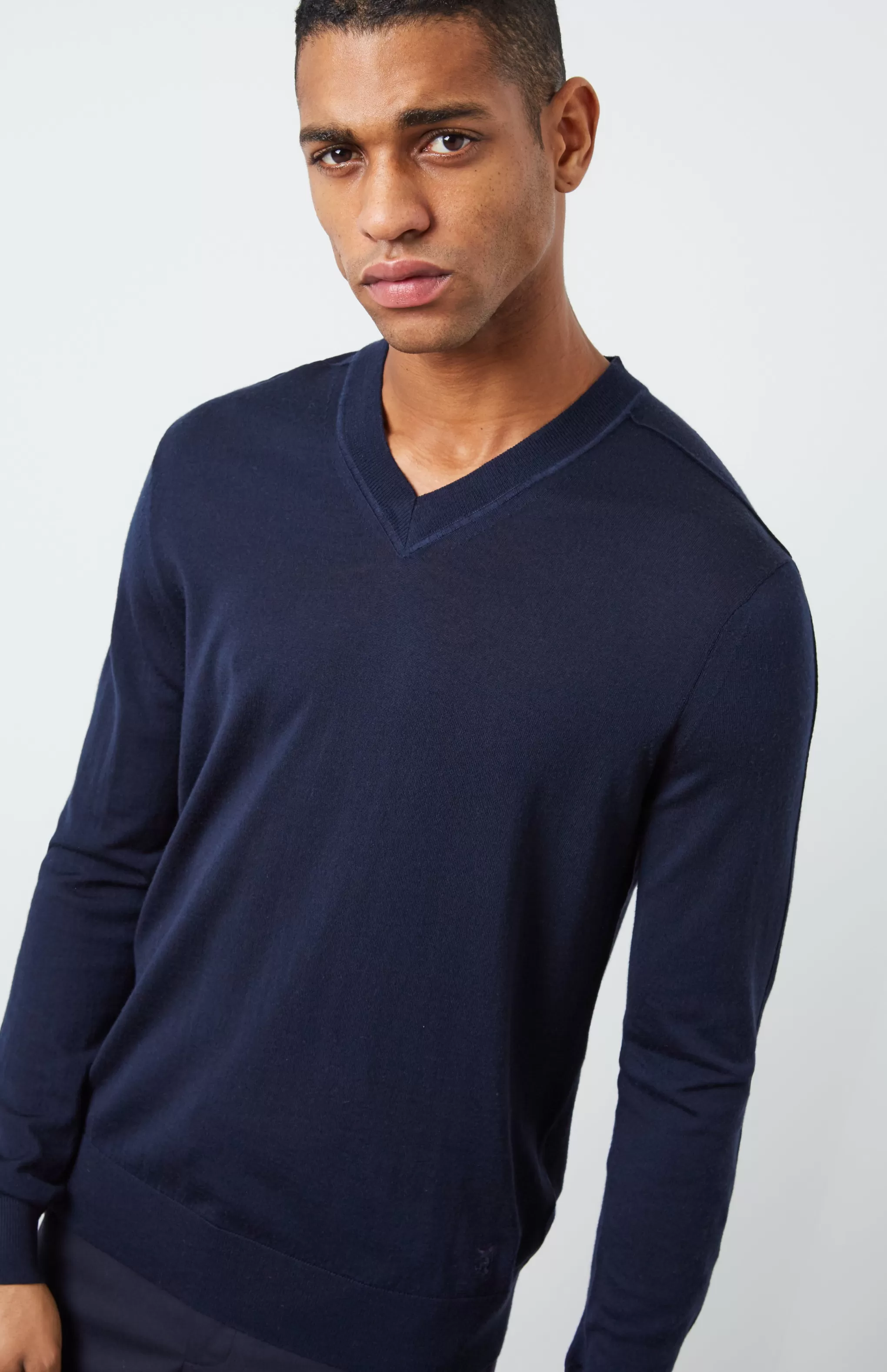 Best Sale Merino Jumper In Navy Men Light Weight Knits