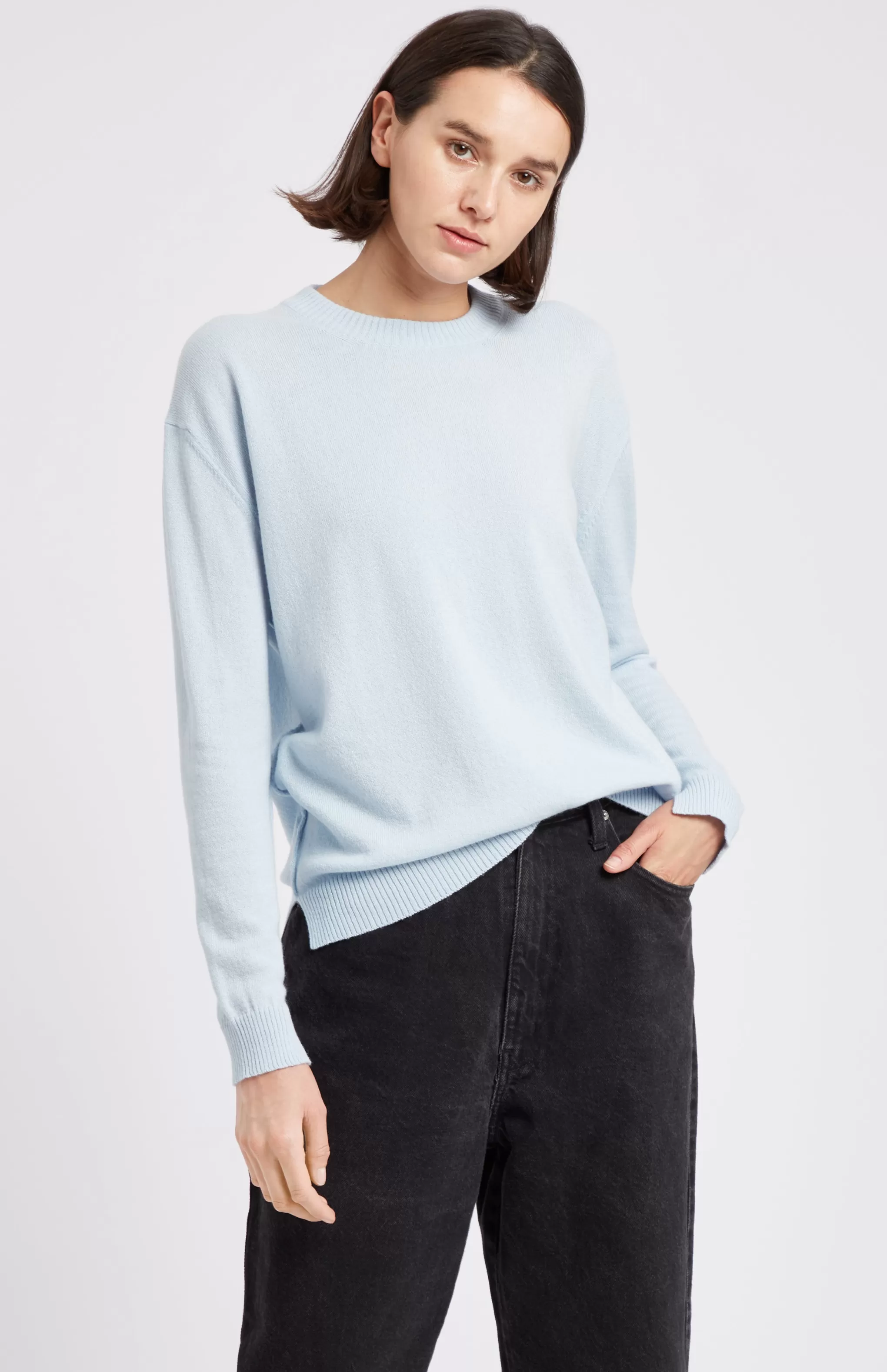 Store Round Neck Cashmere Jumper In Sea Foam Men/Women Made in Scotland