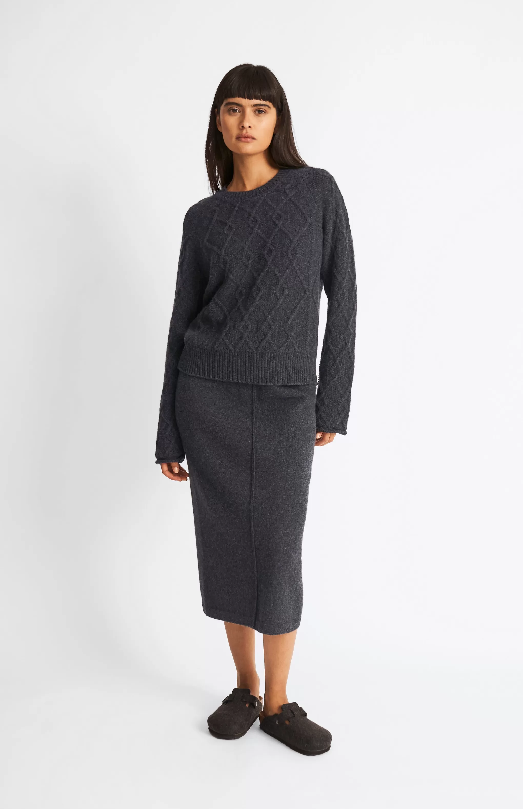 Best Round Neck Multi Textured Cashmere Blend Jumper In Charcoal Men/Women Heavy Weight Knits