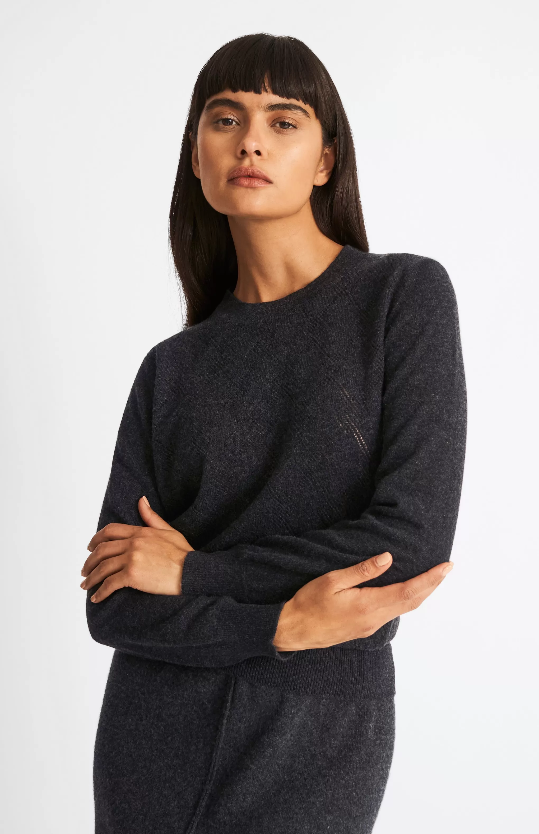 Best Sale Round Neck Pointelle Argyle Cashmere Jumper In Charcoal Men/Women Made in Scotland