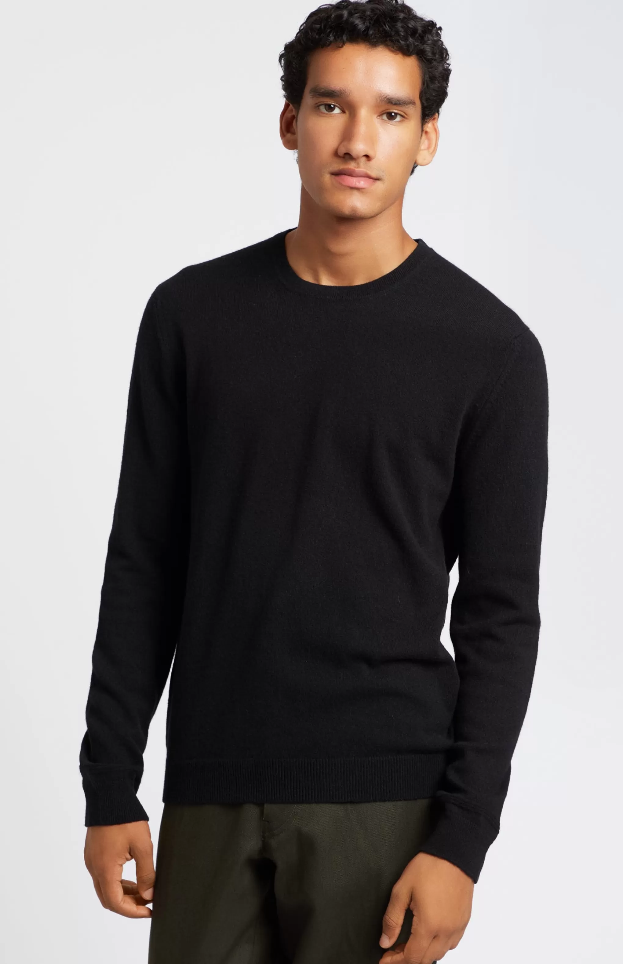 Discount Scottish Cashmere Jumper In Black Men Made in Scotland