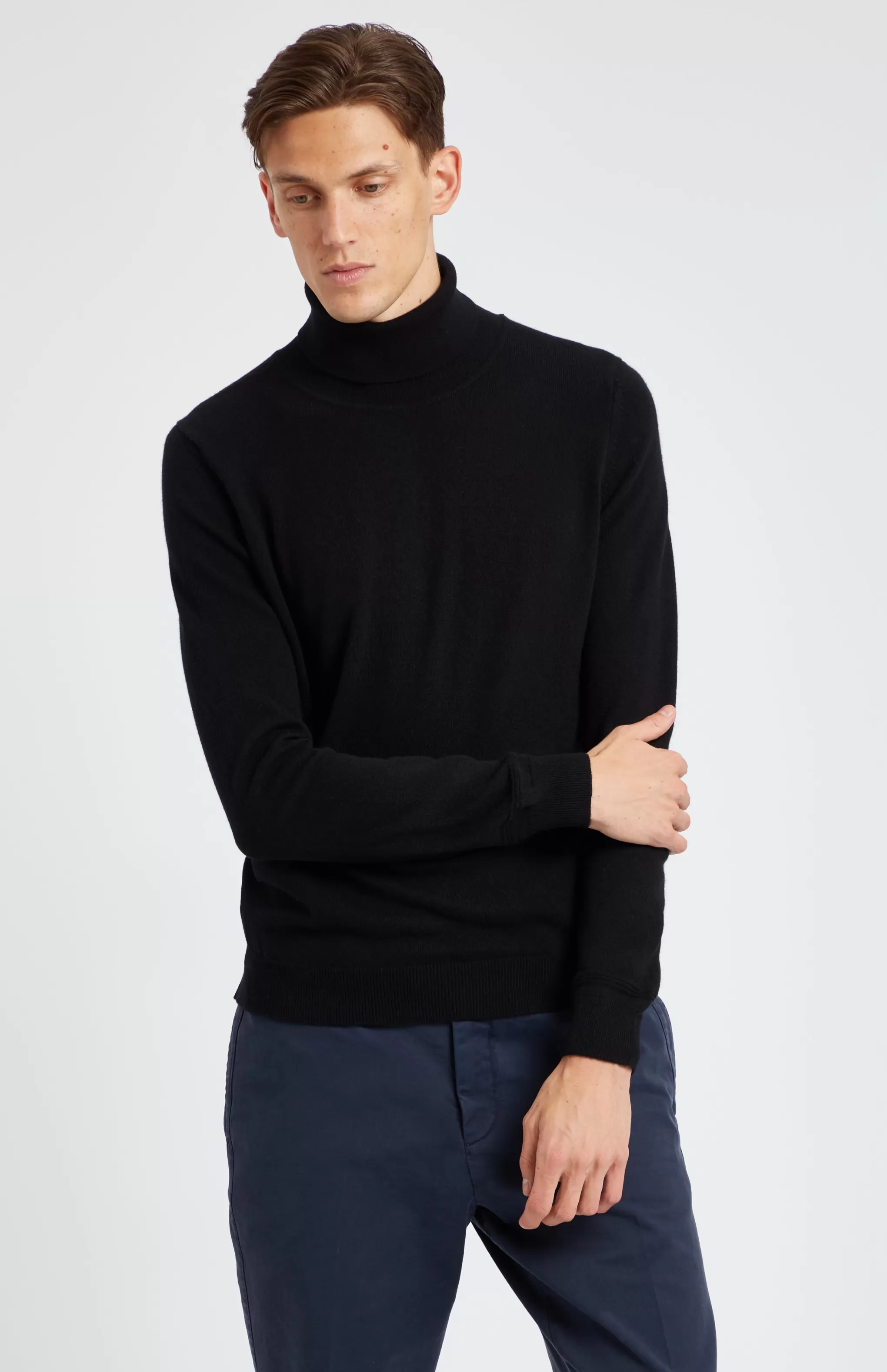 Best Sale Scottish Cashmere Roll Neck Jumper In Black Men High Neck Knits