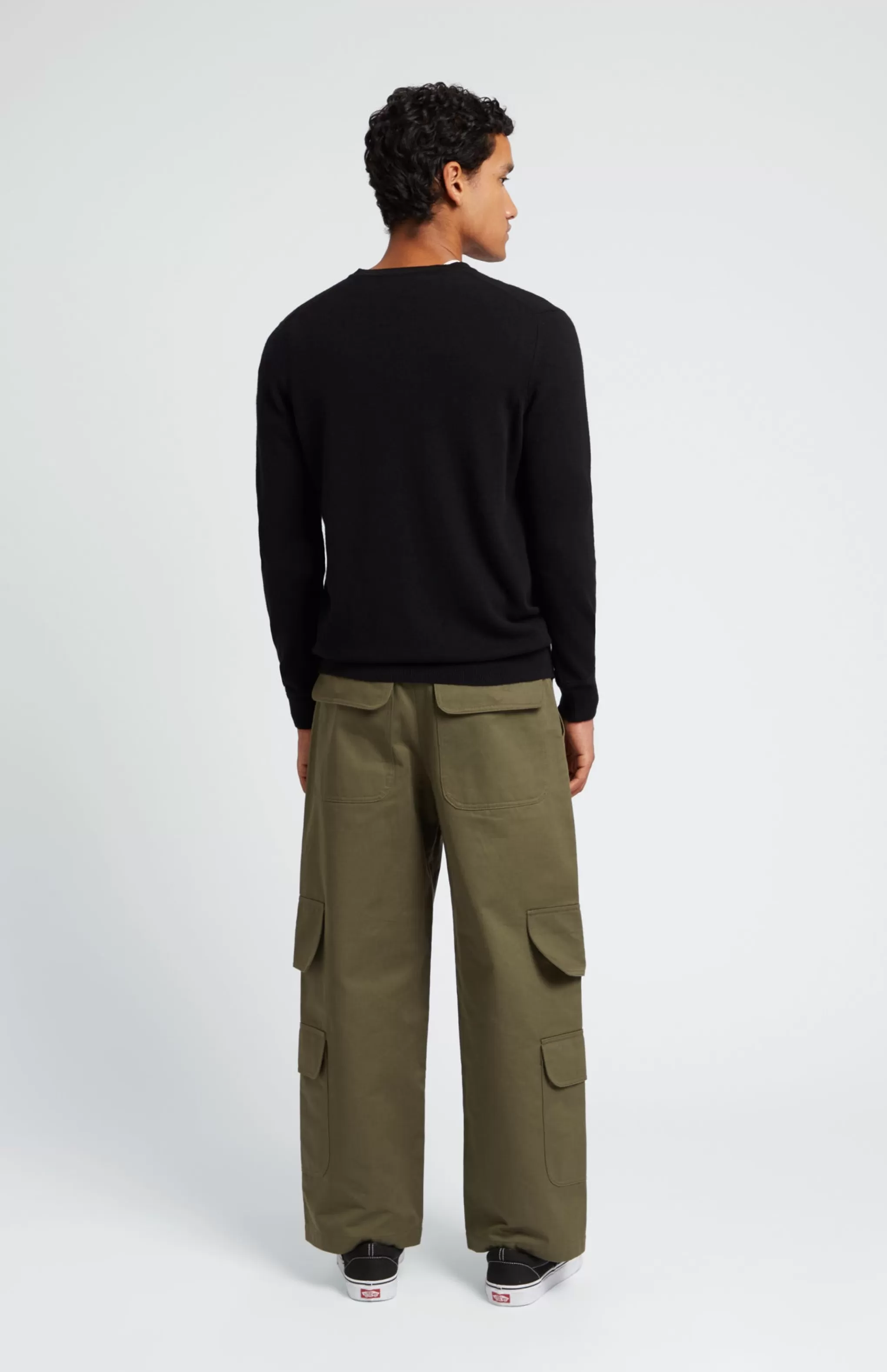 Fashion V Neck Cashmere Jumper In Black Men V Neck Knits