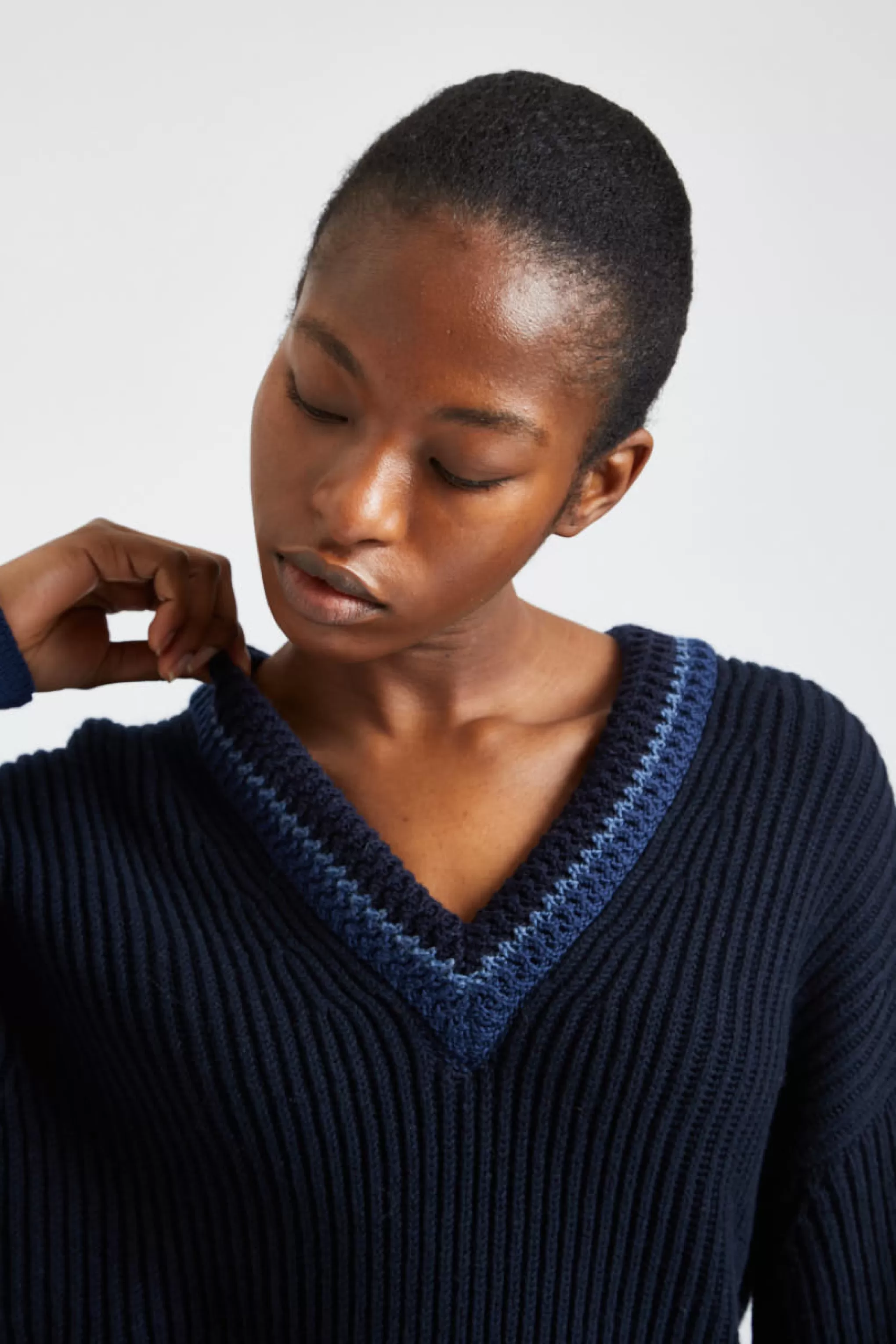 Store V Neck Chunky Rib Jumper In Indigo Men/Women Made in Scotland