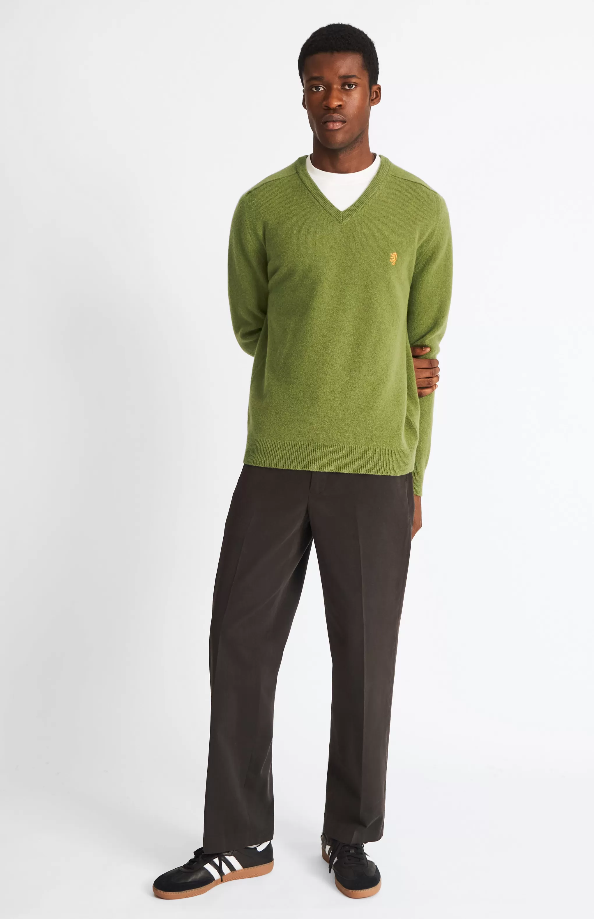 Flash Sale V Neck Lion Lambswool Jumper In Mineral Green / Mustard Sand Men V Neck Knits