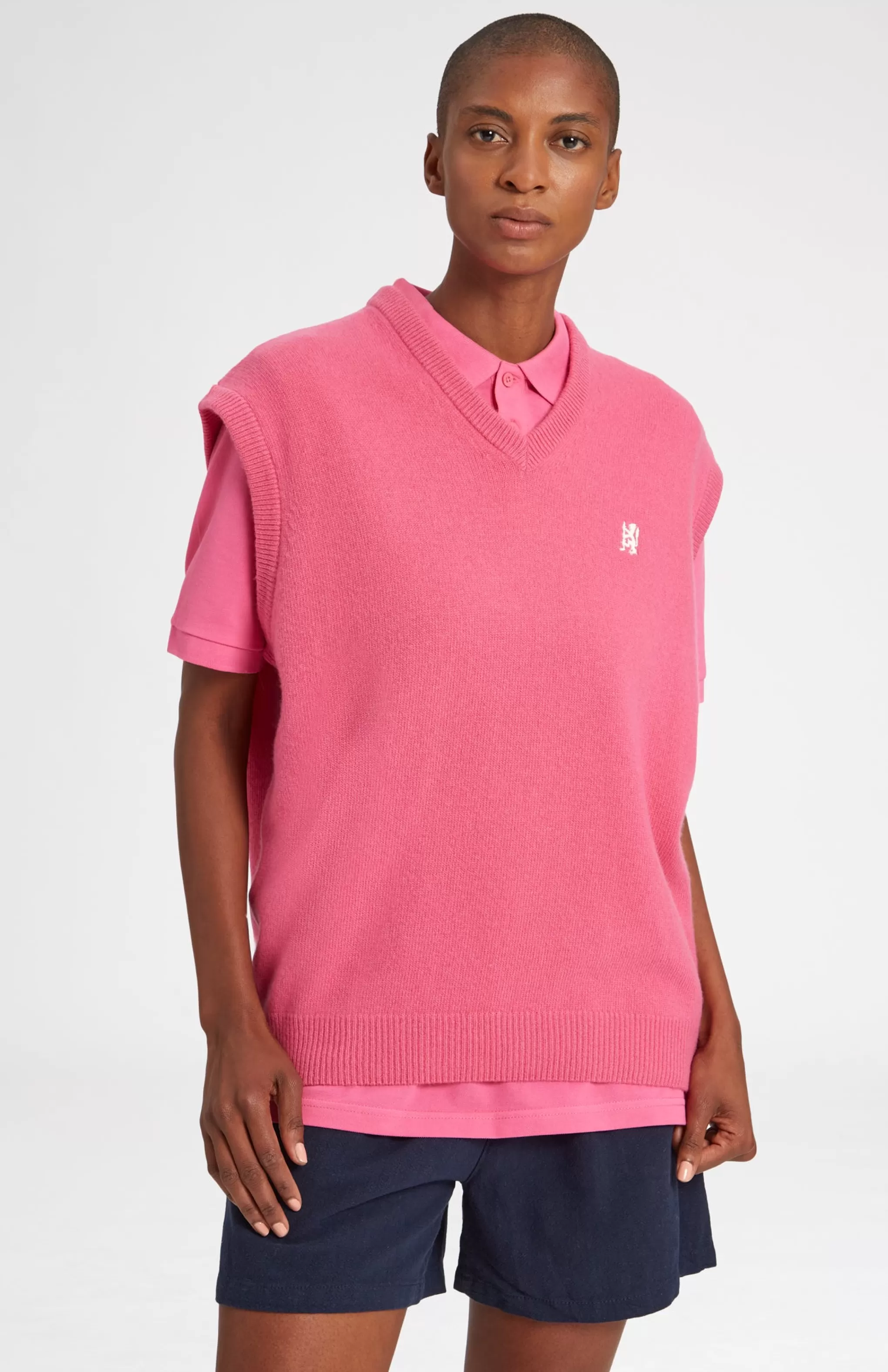 Store V Neck Sleeveless Golf Jumper In Heather Pink With Golfing Lion Logo Men Vests