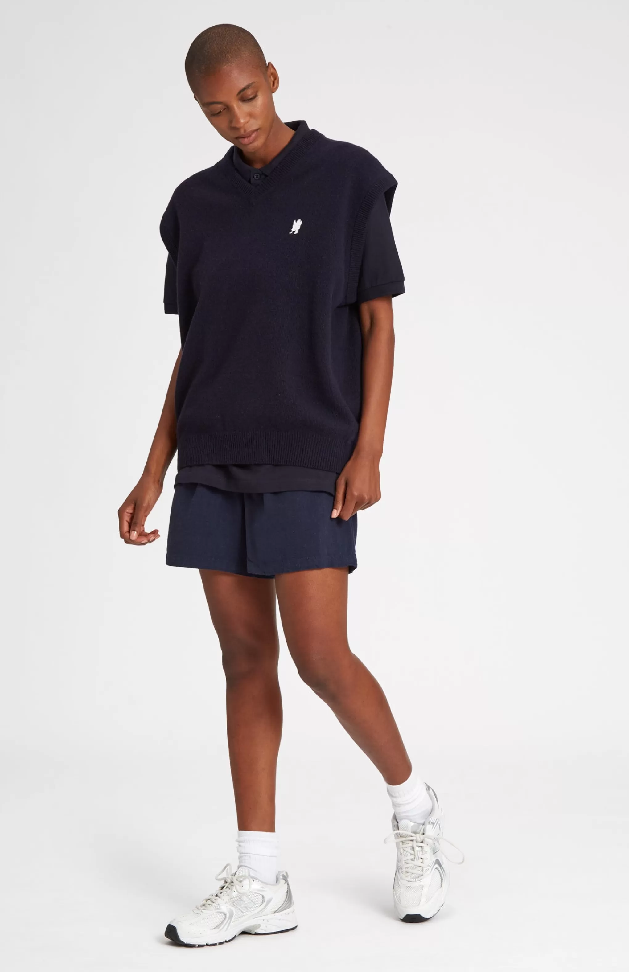 Sale V Neck Sleeveless Golf Jumper In Navy With Golfing Lion Logo Men/Women Medium Weight Knits
