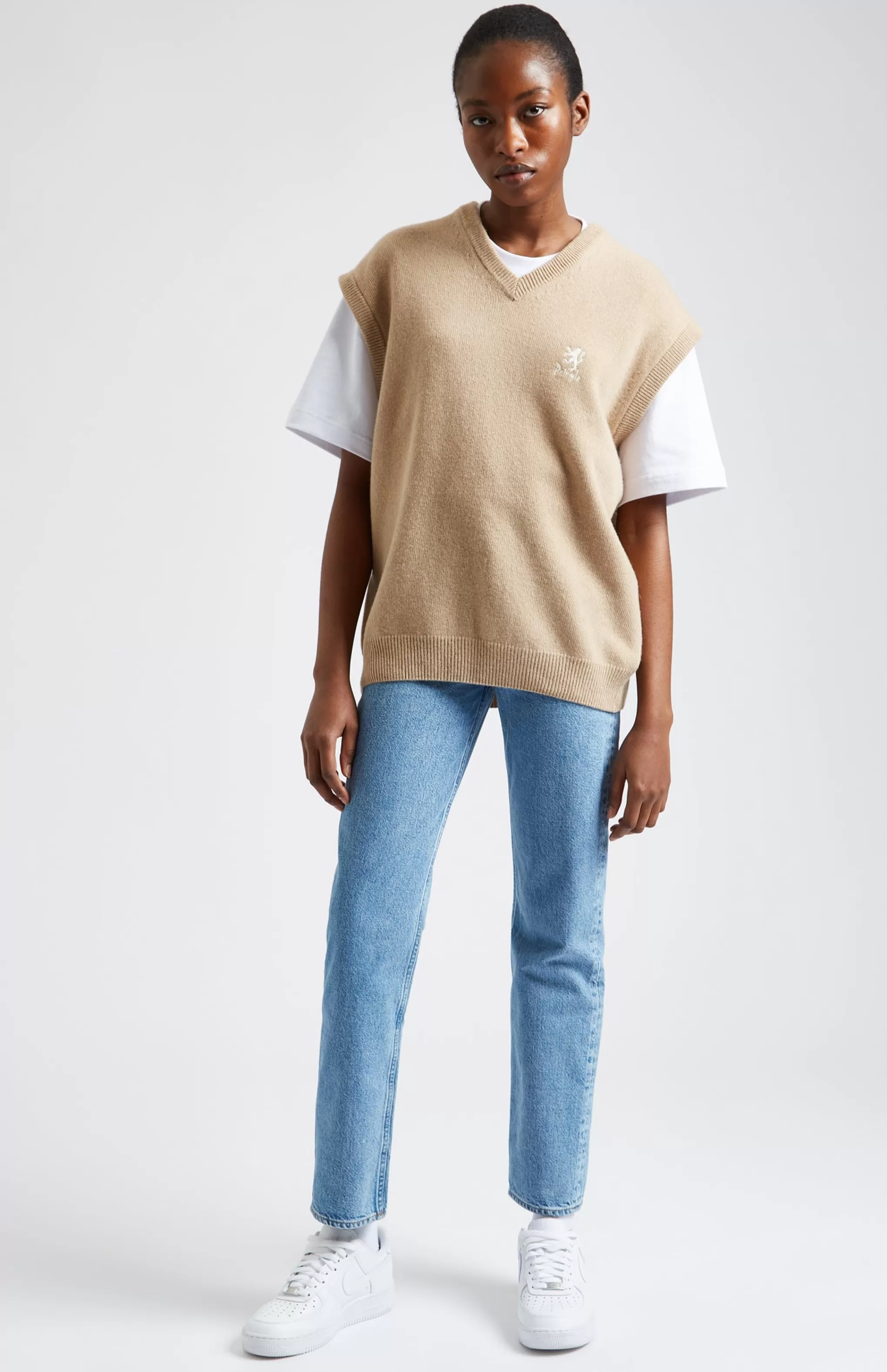 Cheap V Neck Sleeveless Jumper In Camel With Contrasting Lion Logo Men Pringle Heritage Unisex Collections
