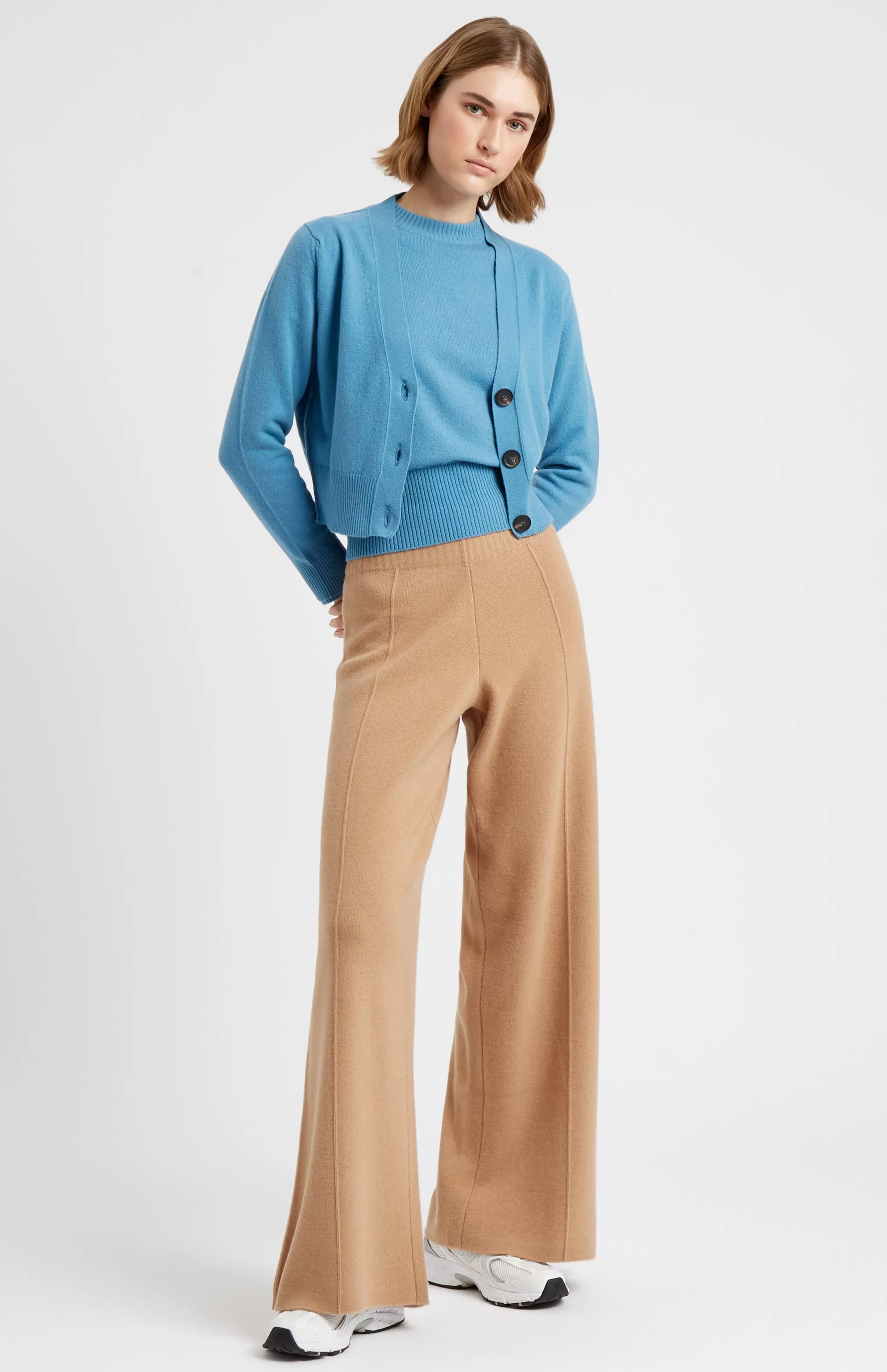 Store Women's Cropped Cashmere Cardigan In  Smoke Blue Men/Women Medium Weight Knits