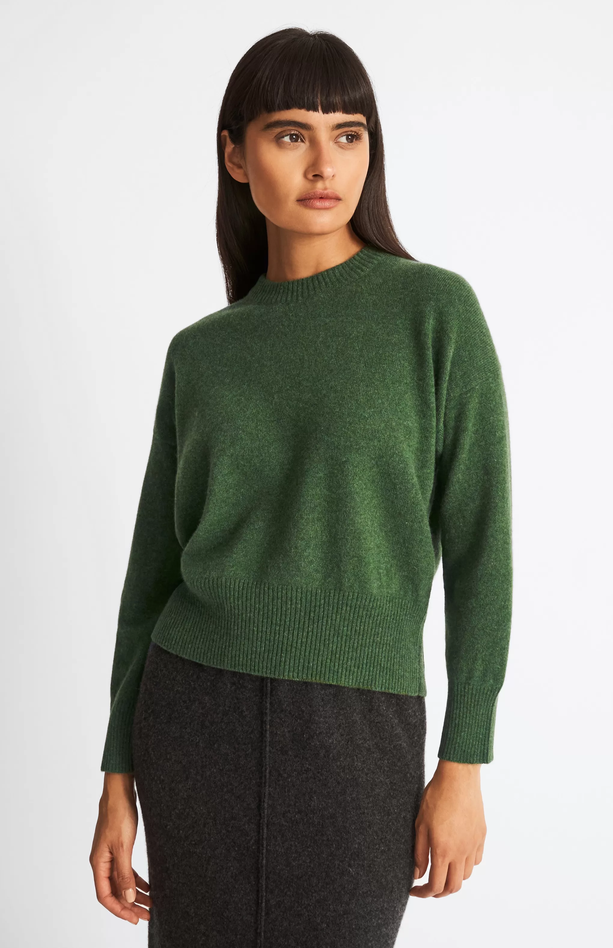 Best Women's Lightweight Round Neck Cashmere Jumper In Moss Green Men/Women Round Neck Knits