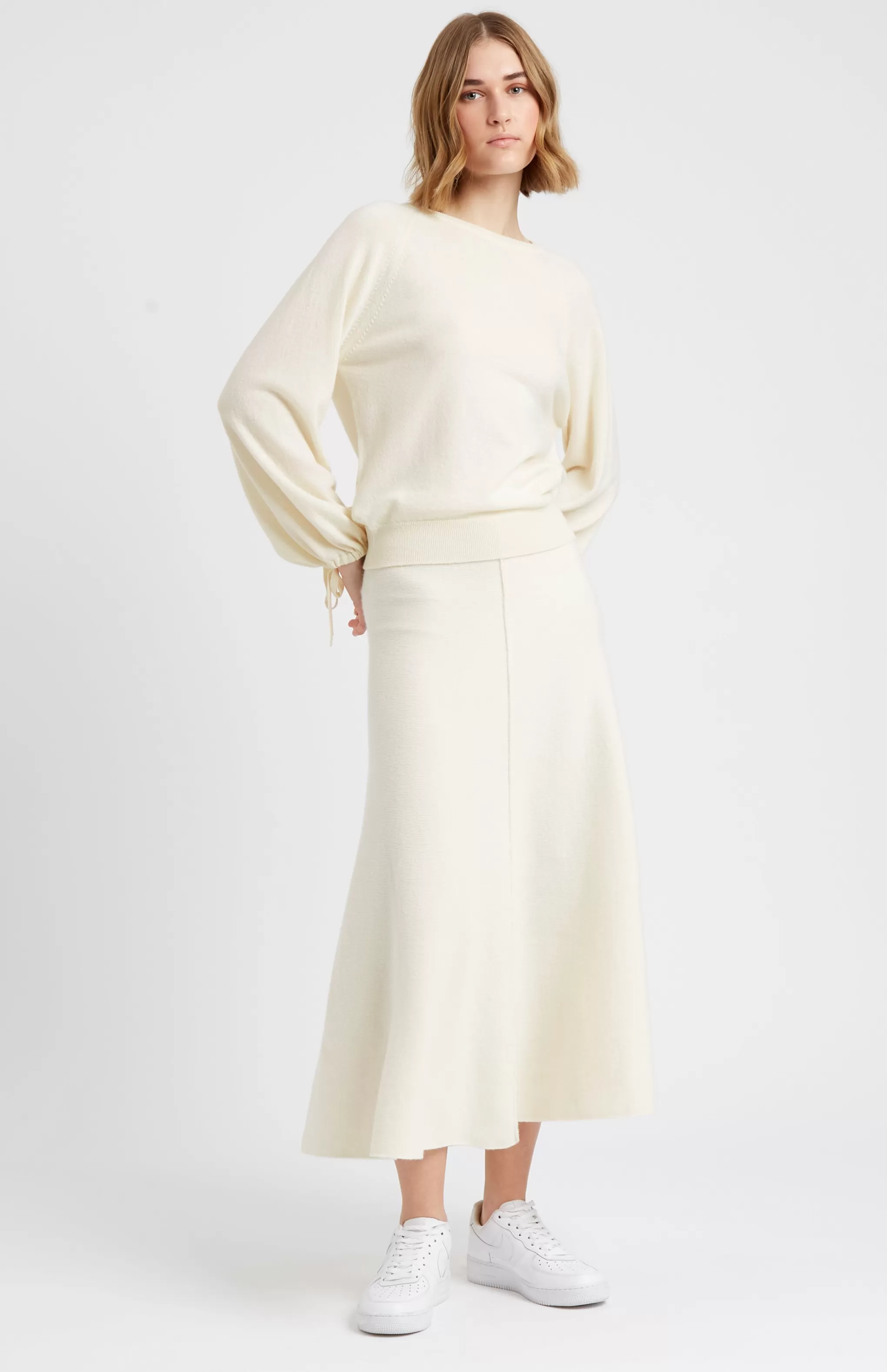 Fashion Women's Lightweight Round Neck Cashmere Jumper In Off White Men/Women Best Sellers