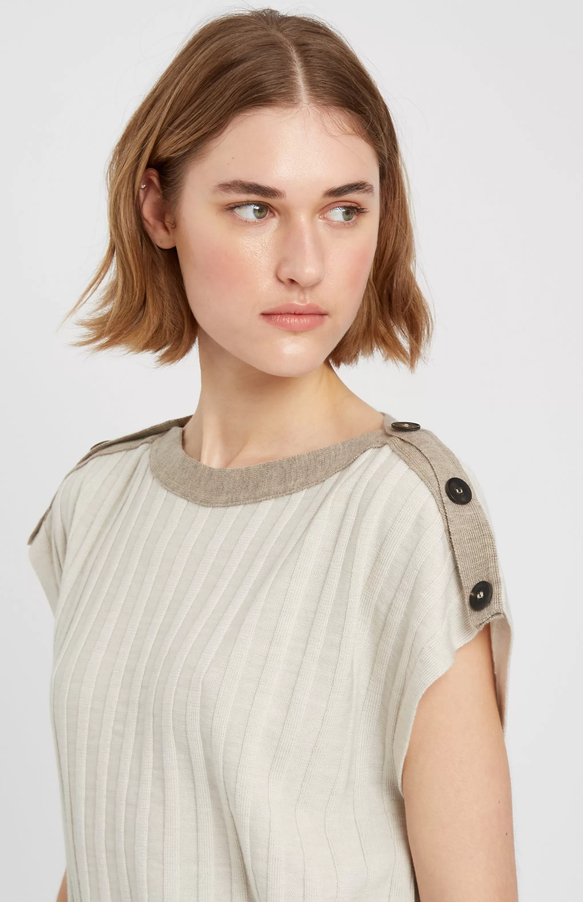 Best Women's Round Neck Merino Sleeveless Jumper In Natural Men/Women Round Neck Knits
