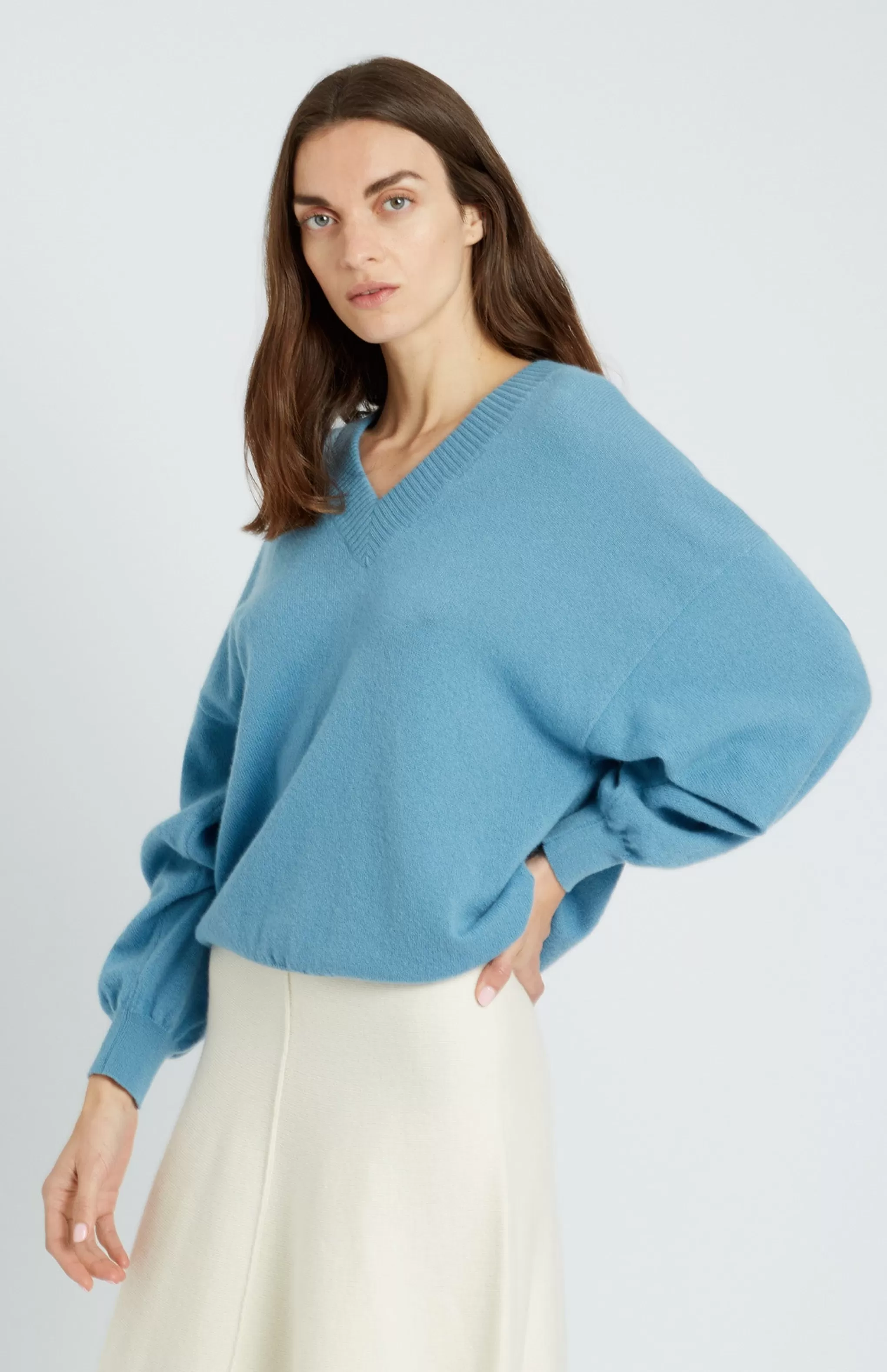 Cheap Women's V Neck Lightweight Cashmere Jumper In Blue Smoke Men/Women Cashmere